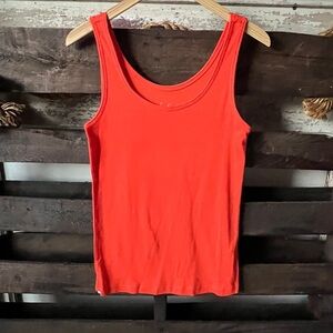 🟠2 A TEE Tank in Burnt Orange MED